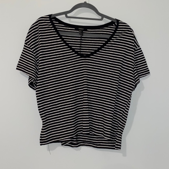 forever 21 v-neck t-shirt - Picture 1 of 3